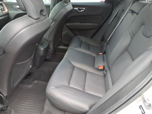 Used 2023 Volvo XC60 B5 Plus w/ Climate Package AWD/4WD image 23