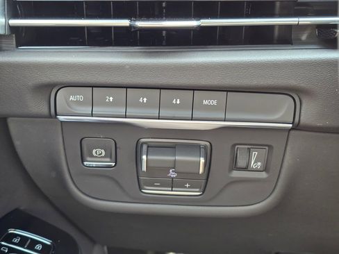 New 2026 Cadillac Escalade ESV Sport w/ LPO, ONYX Package image 29