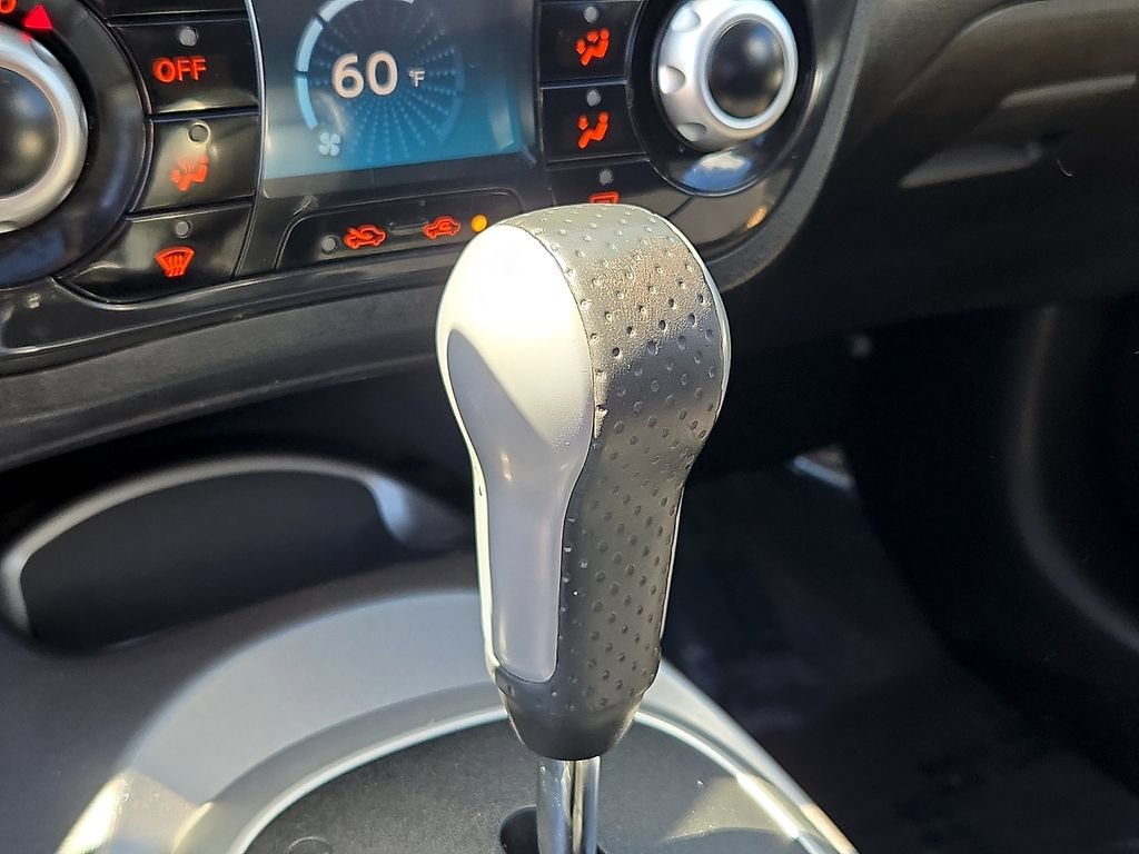Used 2013 Nissan Juke SV AWD/4WD image 18
