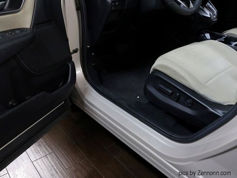 Used 2018 Honda CR-V EX image 28