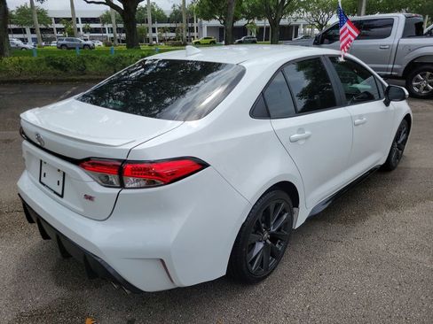 Used 2024 Toyota Corolla SE FWD image 5