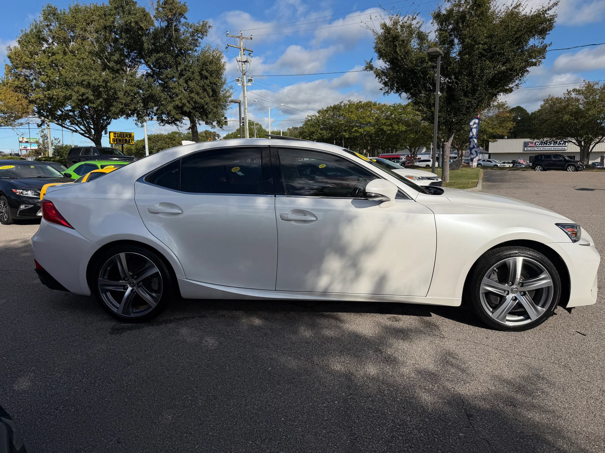 Used 2018 Lexus IS 300 AWD w/ Comfort Package image 7