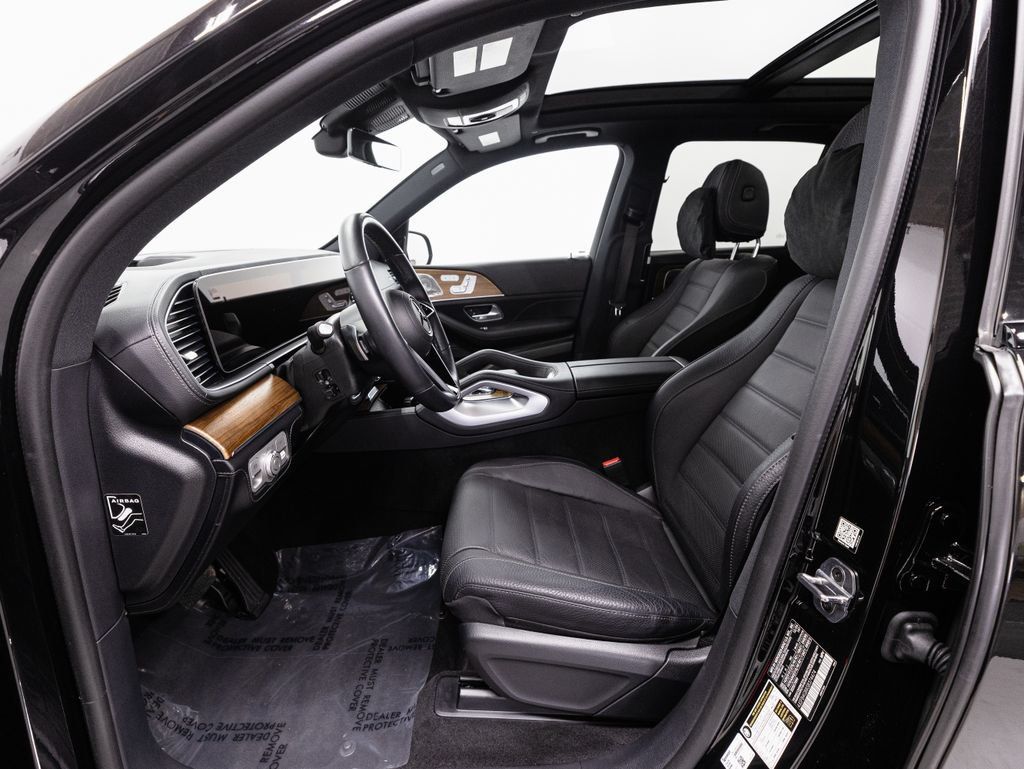 Used 2025 Mercedes-Benz GLE 450e 4MATIC image 8