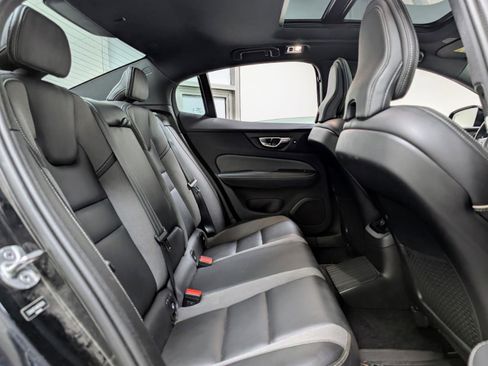 Used 2022 Volvo S60 T8 R-Design w/ Advanced Package image 22