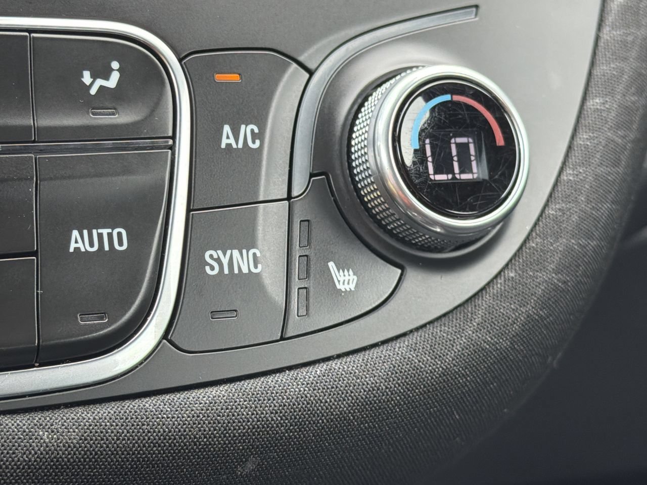 Used 2024 Chevrolet Malibu LT FWD image 23