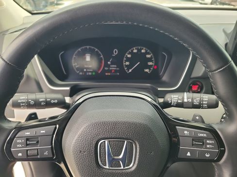 Used 2025 Honda Pilot EX-L image 21
