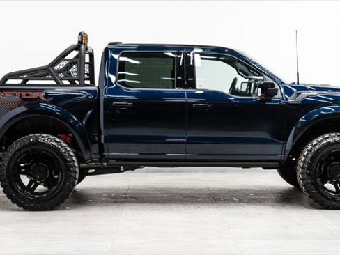 Used 2025 Ford F150 Raptor image 6