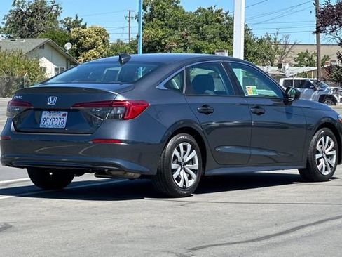 Used 2023 Honda Civic LX image 4