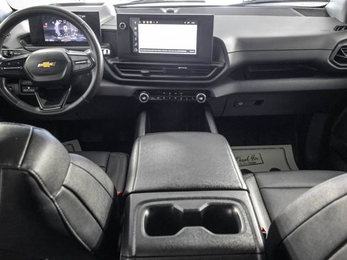 Used 2024 Chevrolet Silverado EV W/T AWD/4WD image 22