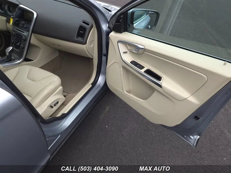 Used 2013 Volvo XC60 T6 AWD/4WD image 18