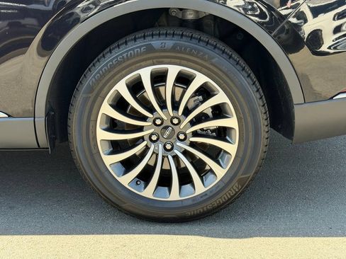 Used 2022 Lincoln Aviator Reserve AWD/4WD image 20