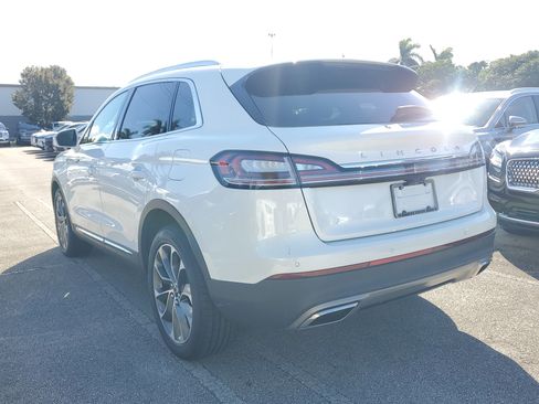 Certified 2023 Lincoln Nautilus Reserve image 4