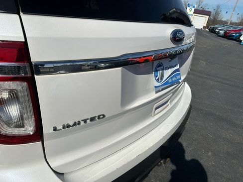 Used 2013 Ford Explorer Limited image 29
