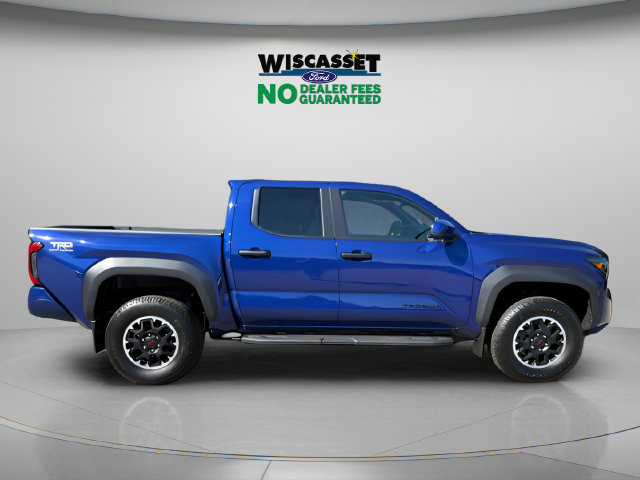 Used 2024 Toyota Tacoma TRD Off-Road AWD/4WD image 6