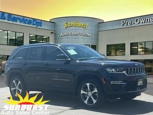 Used 2023 Jeep Grand Cherokee 4WD 4xe w/ Luxury Tech Group II image 1