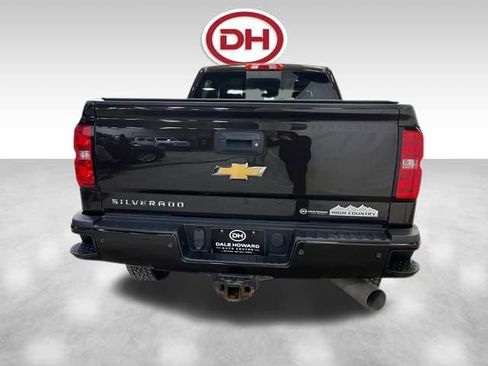 Used 2018 Chevrolet Silverado 2500 High Country w/ Duramax Plus Package image 10
