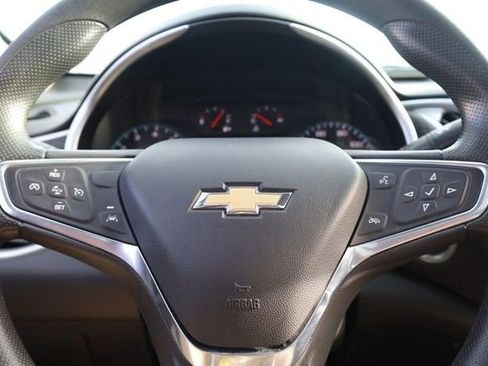Used 2024 Chevrolet Malibu LT image 10