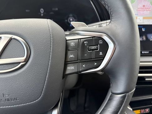 Used 2025 Lexus RX 350 Premium w/ Convenience Package AWD/4WD image 17