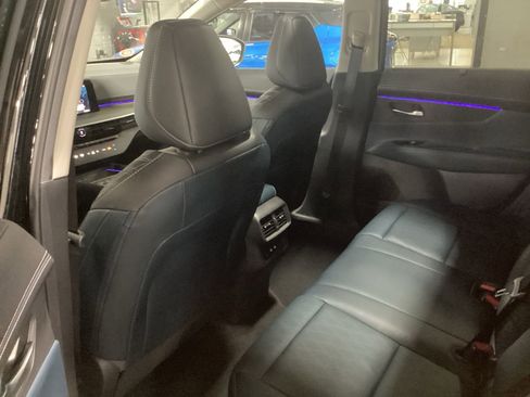 Used 2025 Nissan Murano Platinum AWD/4WD image 17