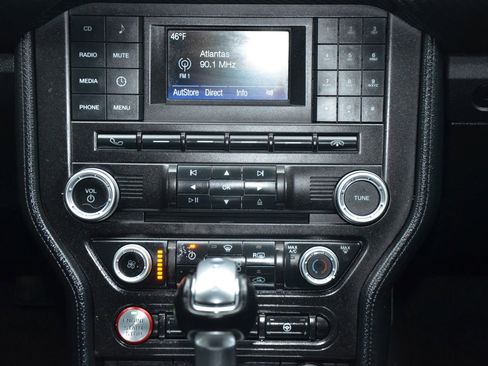 Used 2018 Ford Mustang Coupe image 36