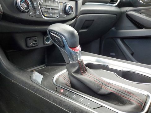 Certified 2023 Chevrolet Traverse RS image 15