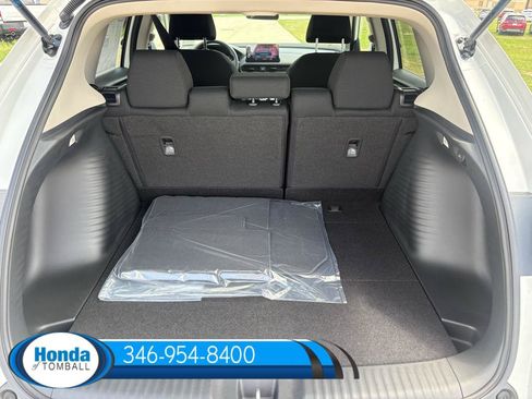 New 2027 Honda HR-V LX image 16