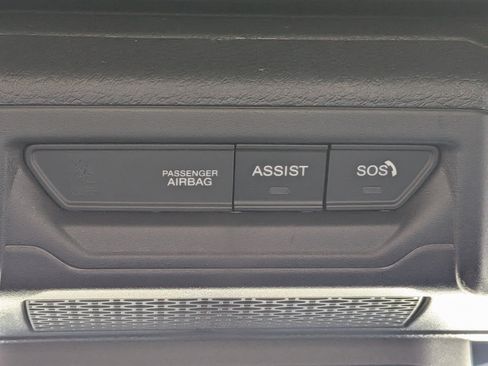 Used 2025 Jeep Gladiator Mojave AWD/4WD image 28