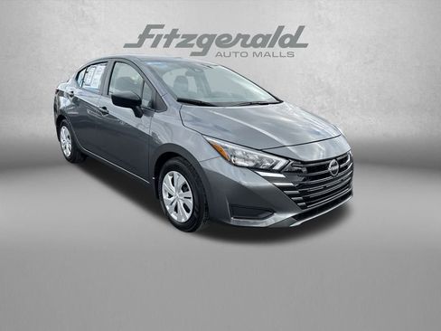 Used 2025 Nissan Versa S w/ Trunk Package image 1