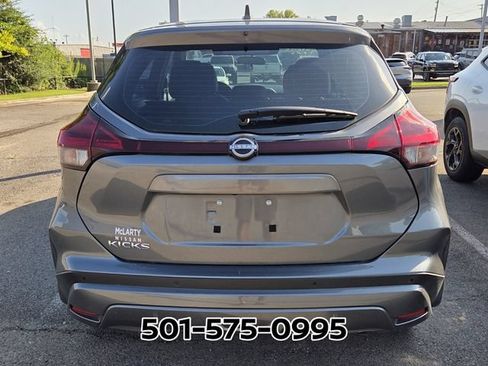 Used 2025 Nissan Kicks Play S FWD image 4