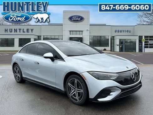 Used 2023 Mercedes-Benz EQE 350+ 4MATIC Sedan w/ Exclusive Trim Package image 4