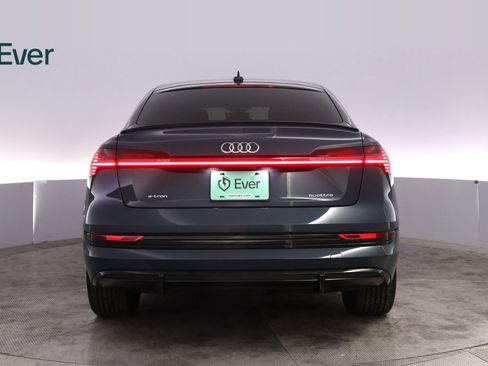 Used 2022 Audi e-tron Prestige AWD/4WD image 15