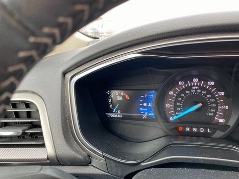 Used 2020 Ford Fusion SE w/ Equipment Group 151A image 28