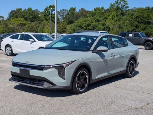 Used 2025 Kia K4 EX FWD image 6