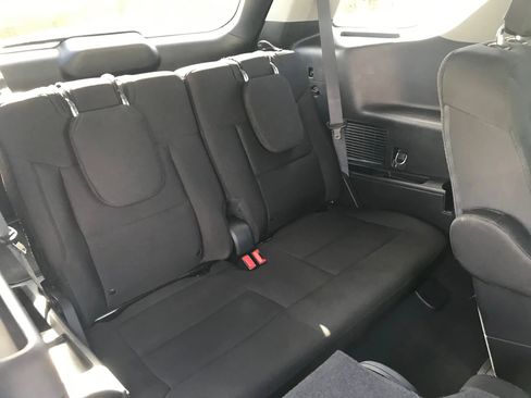 Used 2022 Ford Explorer XLT image 50