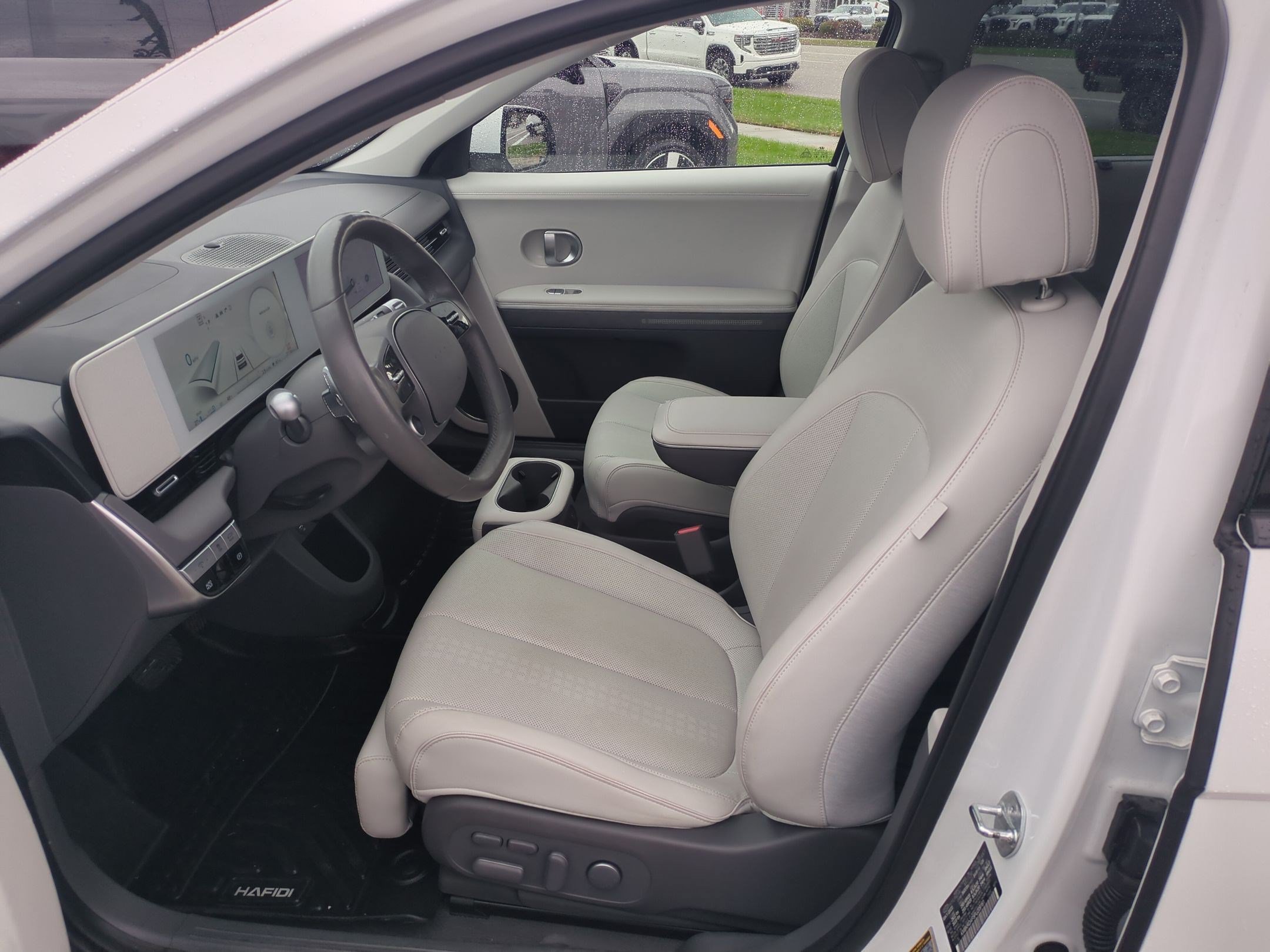 Certified 2023 Hyundai Ioniq 5 Limited AWD/4WD image 16