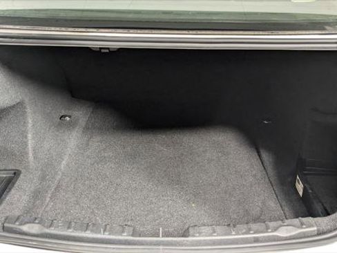 Used 2016 BMW 320i Sedan image 18