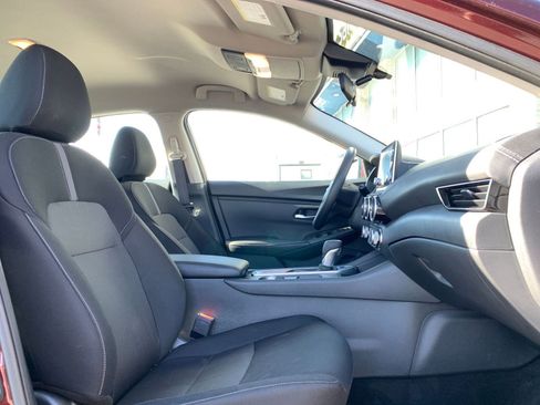 Used 2025 Nissan Sentra SV image 35