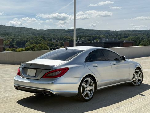 Used 2014 Mercedes-Benz CLS 550 w/ Premium 1 Package image 5