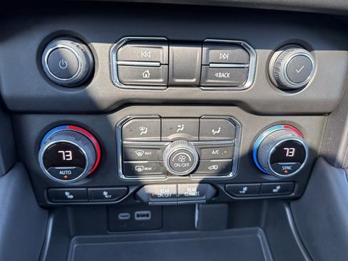 Used 2023 Chevrolet Tahoe RST w/ Luxury Package image 31