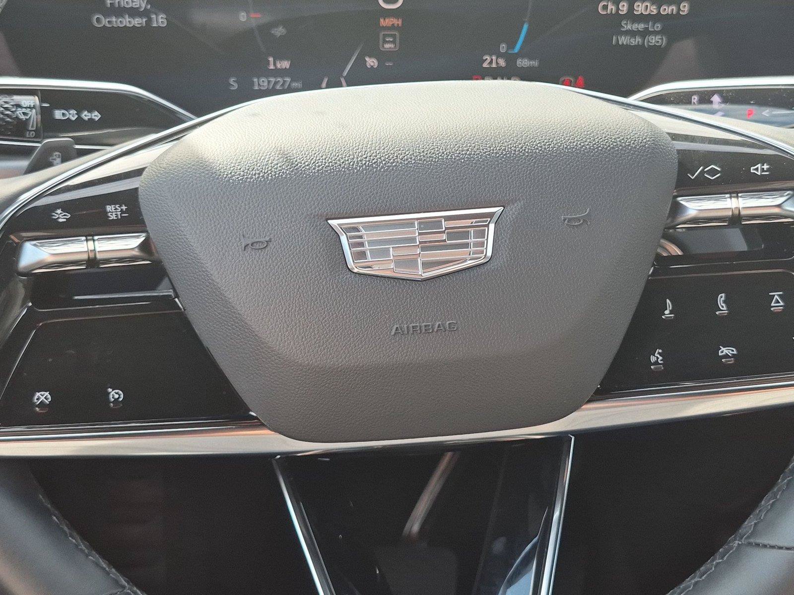 Used 2024 Cadillac Lyriq Tech AWD/4WD image 17