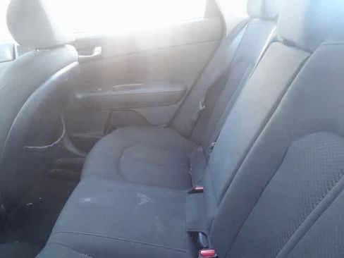 Used 2018 Kia Optima LX image 8