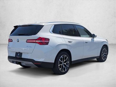 Used 2026 BMW X3 xDrive30i w/ Premium Package AWD/4WD image 4
