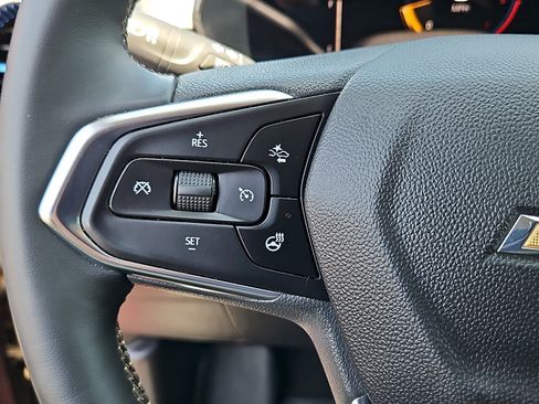 Certified 2024 Chevrolet Trax LT w/ Driver Confidence Package FWD image 21
