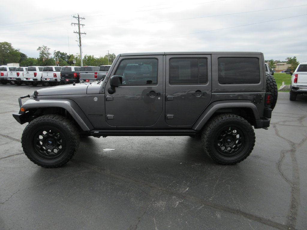 Used 2018 Jeep Wrangler Unlimited Sport AWD/4WD image 8