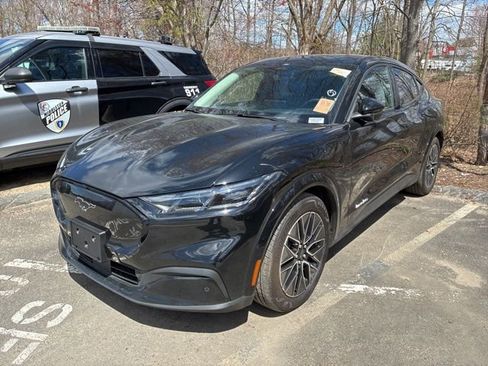 Certified 2025 Ford Mustang Mach-E Premium AWD/4WD image 3