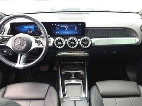 Used 2024 Mercedes-Benz GLB 250 image 26