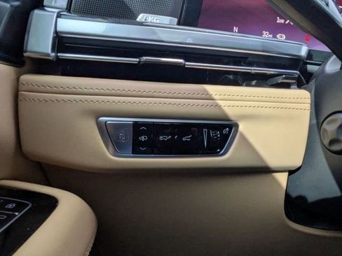 New 2025 Cadillac Escalade IQ Luxury 2 image 24