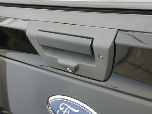 Used 2018 Ford F150 XLT w/ Equipment Group 302A Luxury image 12