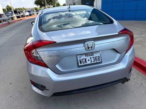 Used 2017 Honda Civic EX image 6