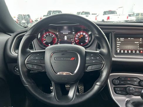 Certified 2022 Dodge Challenger R/T w/ Blacktop Package RWD image 10